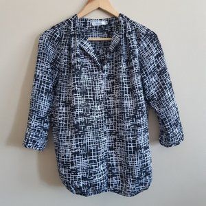 Ricki's black and white geometric patterned blouse Size small